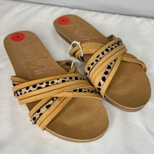 BLOWFISH MALIBU Sandals Slides Size 7